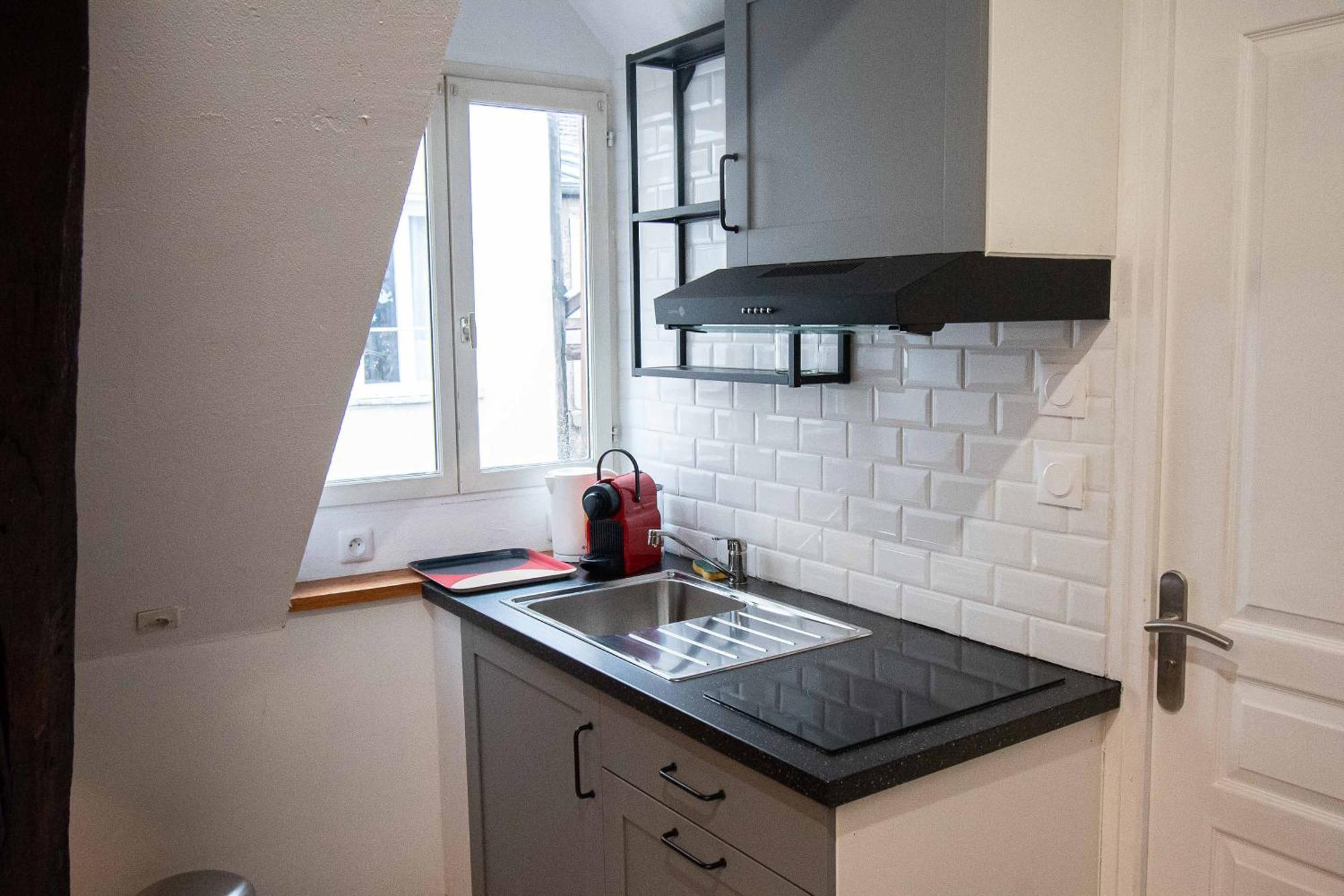 Residence Le Zola Compose De 3 Appartements Distincts En Hyper Centre De Dijon Avec Wifi Eksteriør billede