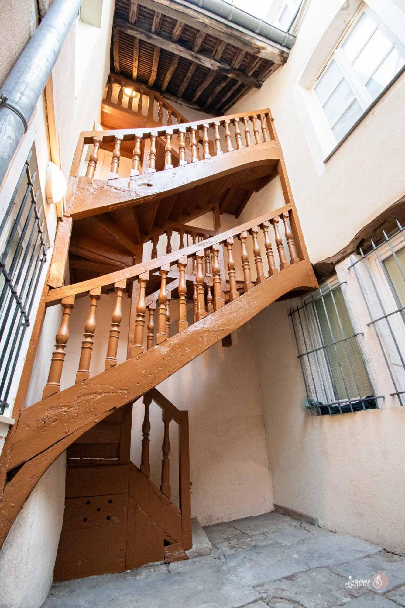 Residence Le Zola Compose De 3 Appartements Distincts En Hyper Centre De Dijon Avec Wifi Eksteriør billede