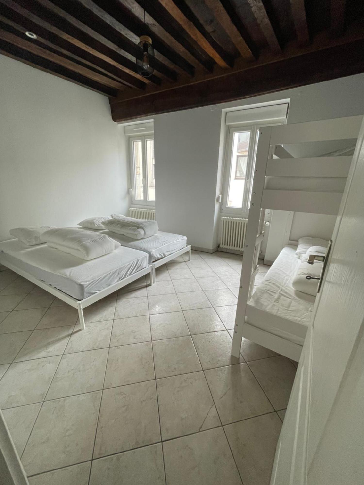 Residence Le Zola Compose De 3 Appartements Distincts En Hyper Centre De Dijon Avec Wifi Eksteriør billede